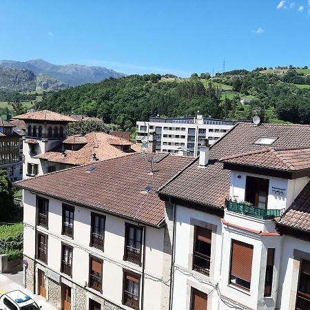 Ferienwohnung Atico La Plaza Les Arriondes Exterior foto