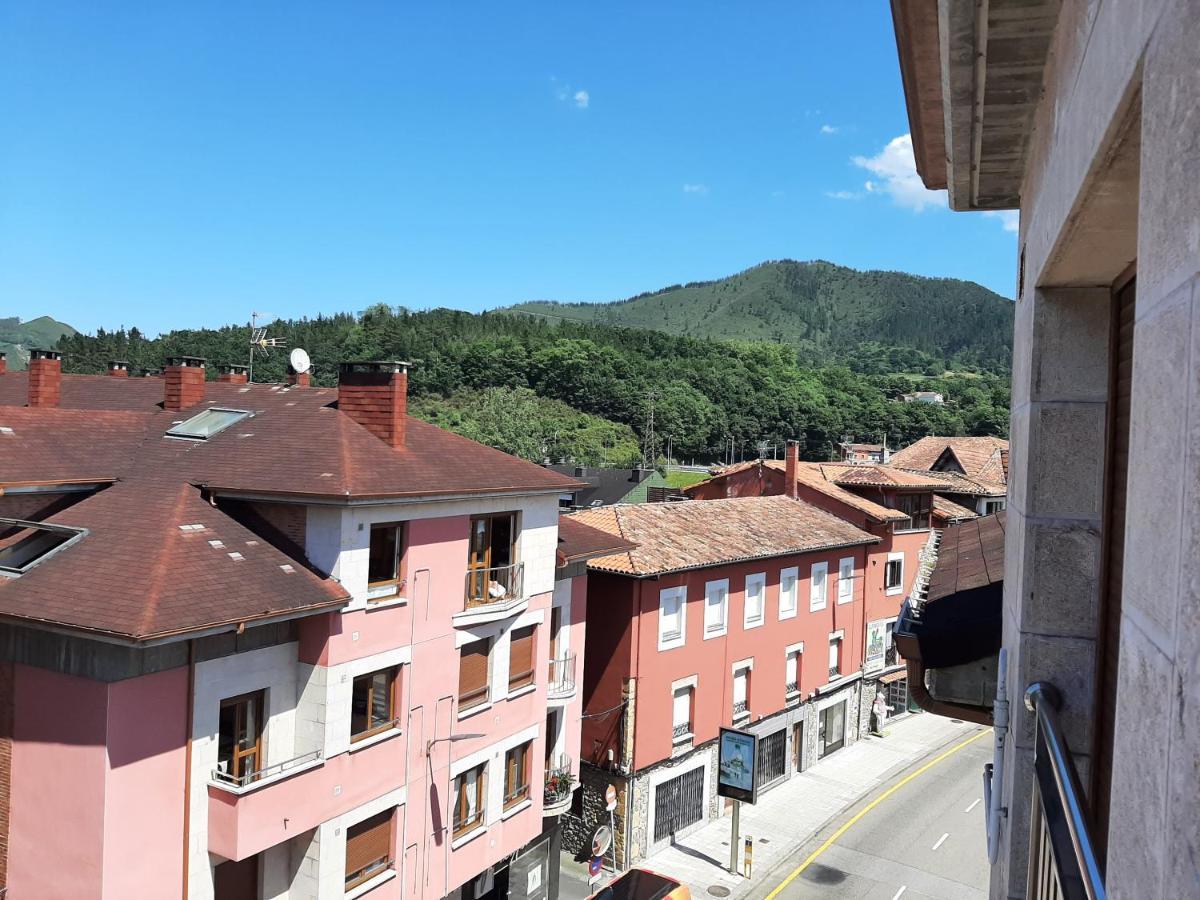 Ferienwohnung Atico La Plaza Les Arriondes Exterior foto